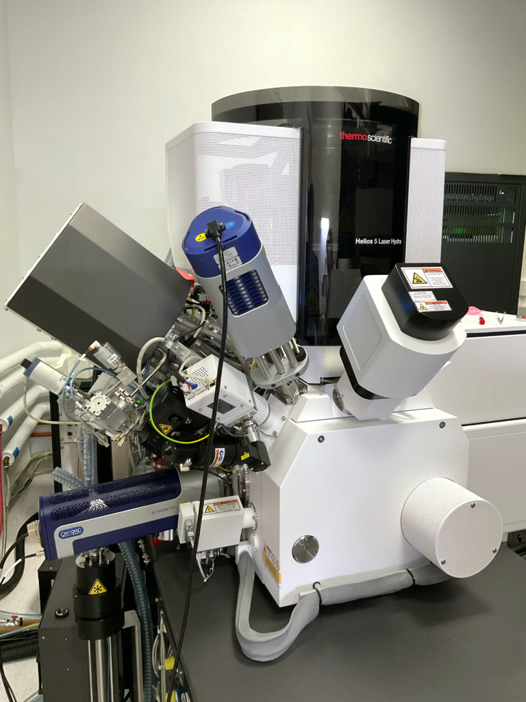 Helios 5 Hydra Laser TriBeam SEM-PFIB–fs Laser